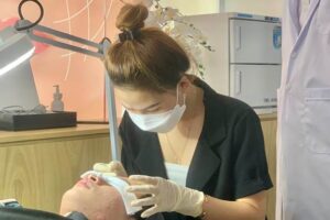 Khóa học Điều trị Mụn DS Dung Academy Hoàng Anh Beauty 3