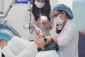 Khóa học kỹ thuật laser DS Dung Academy Hoàng Anh Beauty 1